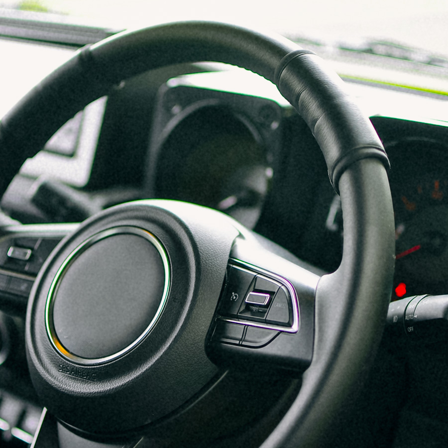 車のハンドル